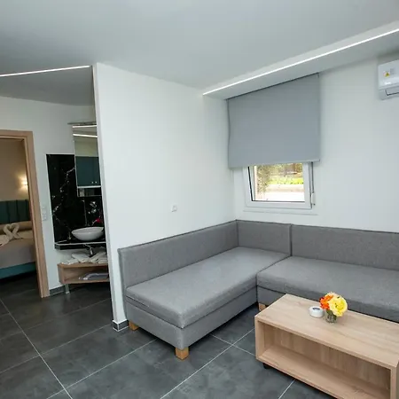 Apartament Mythos Potos
