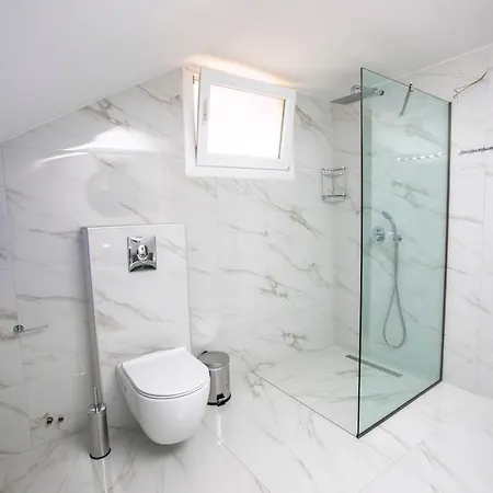 Mythos Apartamento Potos