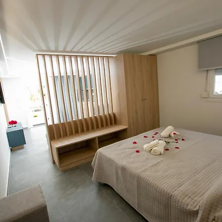 Apartament Mythos *