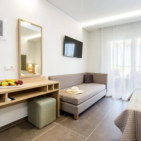 Mythos Apartament Potos