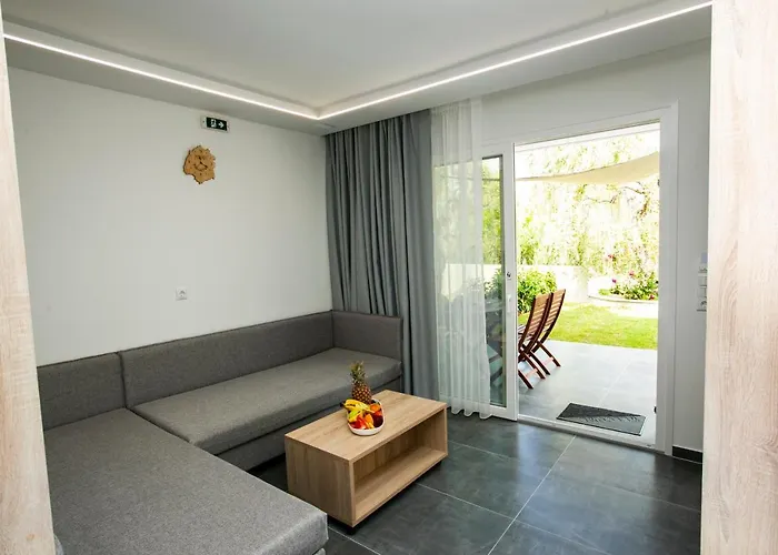 公寓 米索斯简易别墅公寓 波托什