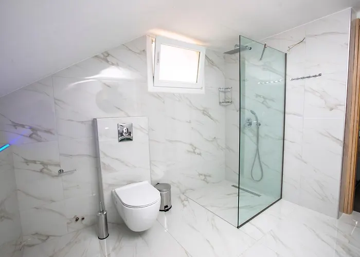 米索斯简易别墅公寓 公寓 波托什