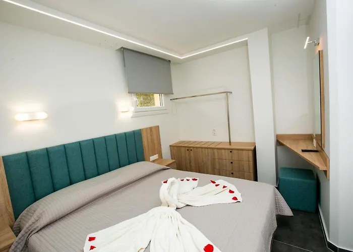 米索斯简易别墅公寓 *